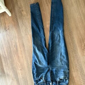 American Eagle Outfitters Dark Blue skinny Jeans size 8